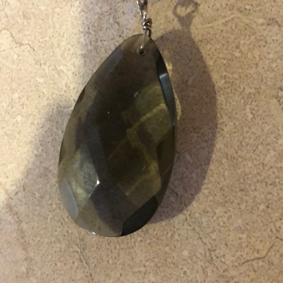 A charming necklace with lovely stone - Picture 2 of 4